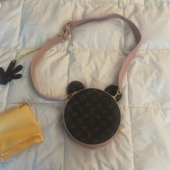 Designer Inspired Mickey Mouse Crossbody Purse - Picture 2 of 4